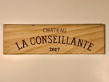 Estampe / Façade d'une caisse de vin en bois du Chateau La Conseillante - Bordeaux | Format 1 bouteille = 30x8 cm