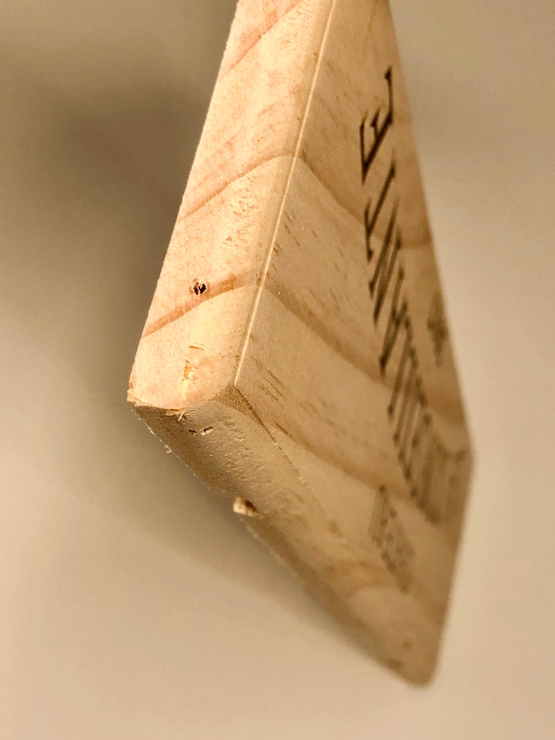 Estampe / Façade d'une caisse de vin en bois du Chateau La Conseillante - Bordeaux | Format 1 bouteille = 30x8 cm